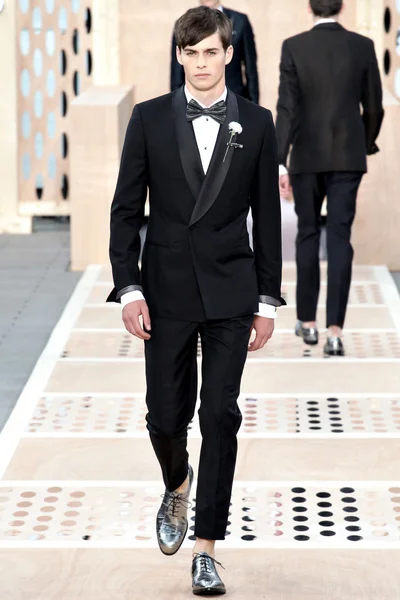 Look 39